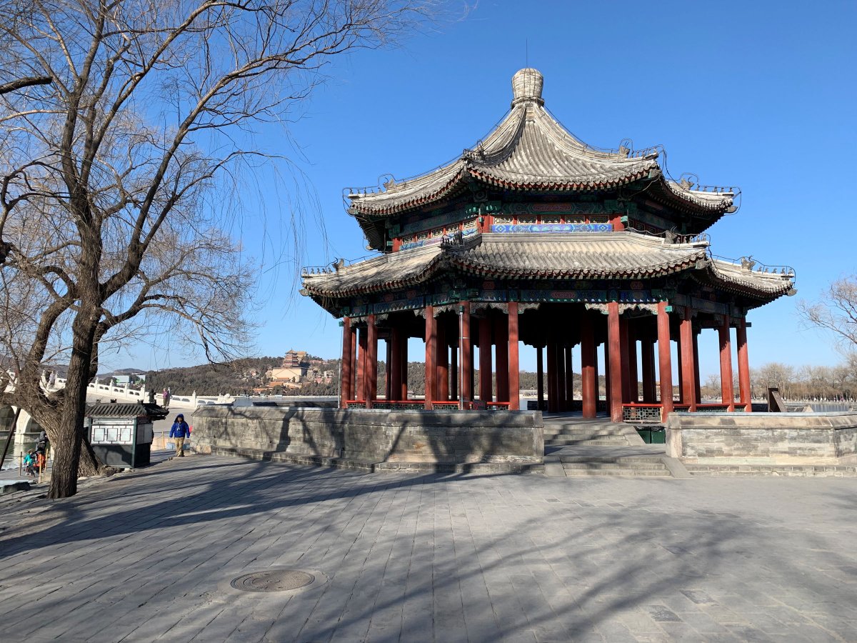 苹果xr主要是哪个摄像头拍照,苹果xr到苹果15前后置摄像头