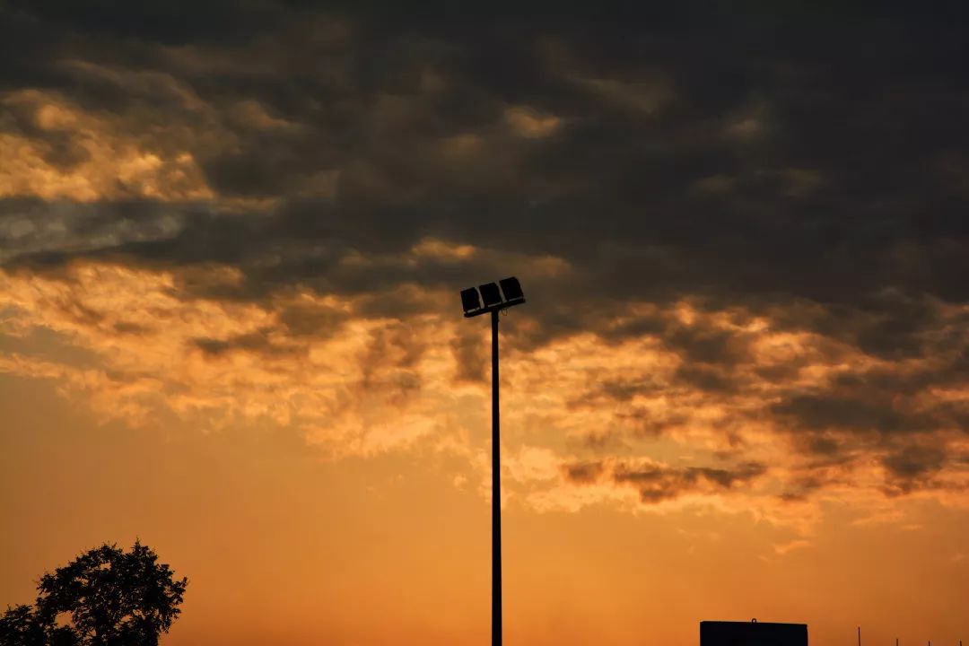 最美的风景在路上在心里,最美的风景在心里也在路上