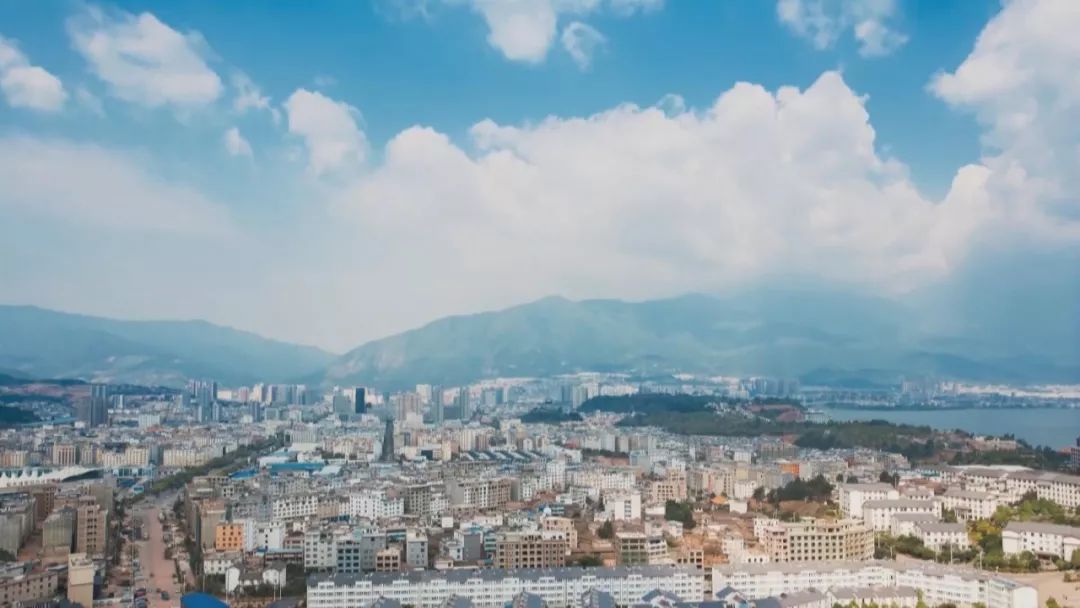 大理改革开放,激荡四十年感悟人生