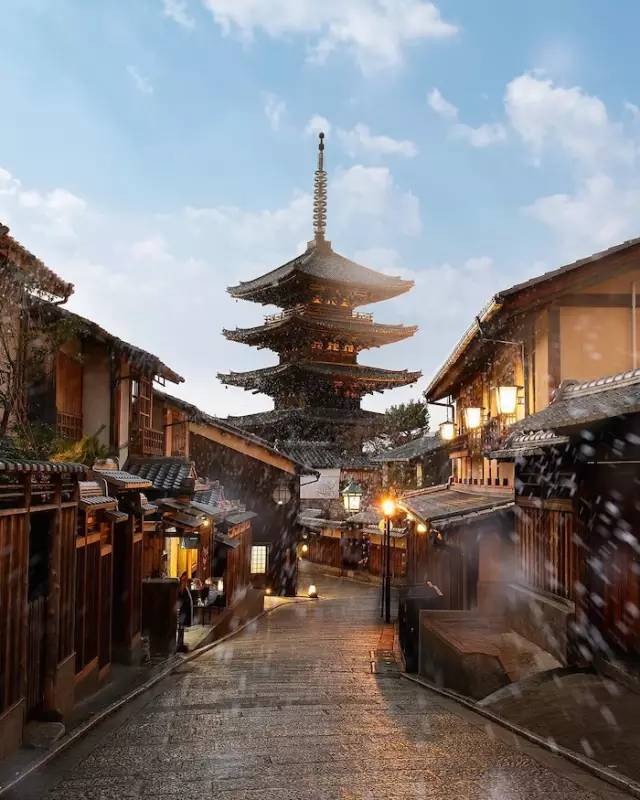 现在去日本机票价格是多少钱,飞往日本的机票何时最便宜