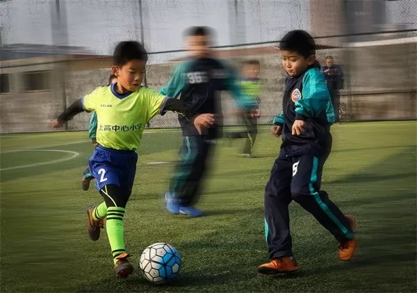 泰山足球摄影,泰山区拍照摄影