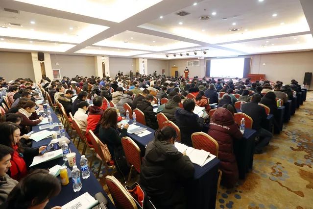 追梦！江汉大学女子足球队荣获时代楷模，武汉精神践行者（江大一周朋友圈）