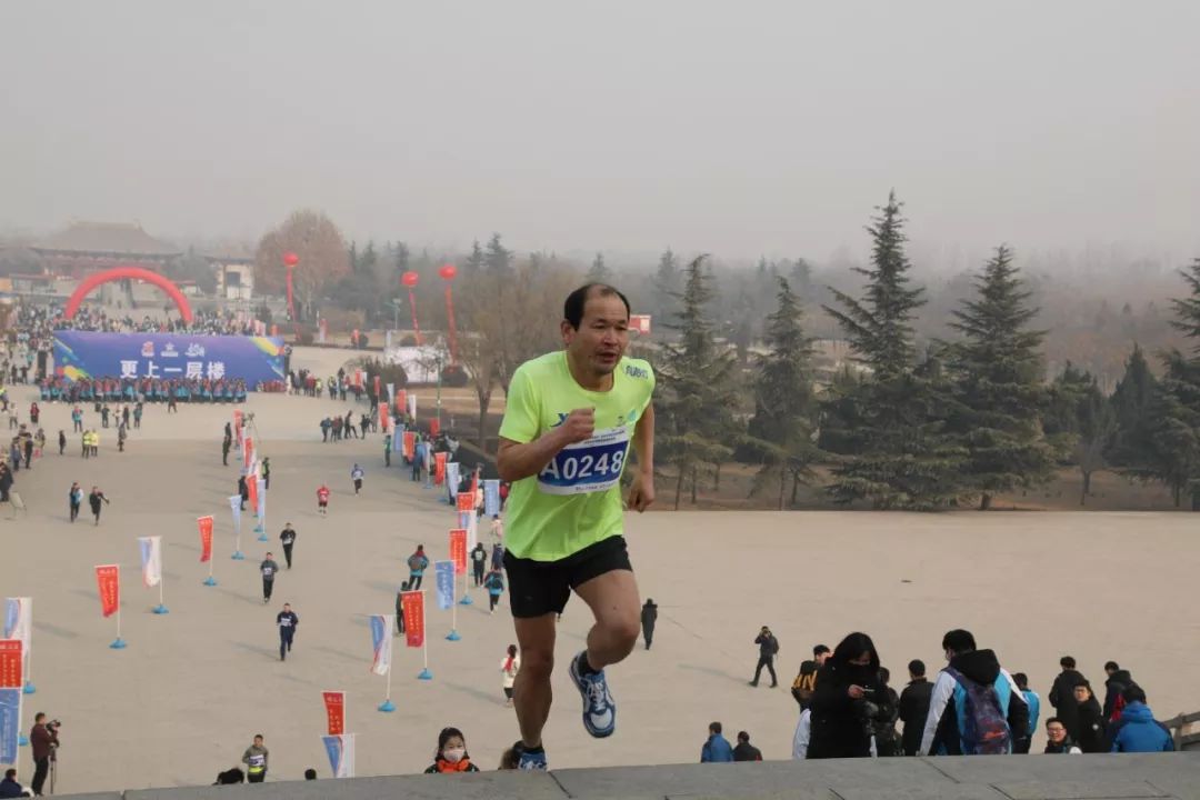 「你好，2019！」山西省“体彩杯”迎新年登高主会场活动在永济鹳雀楼景区举行