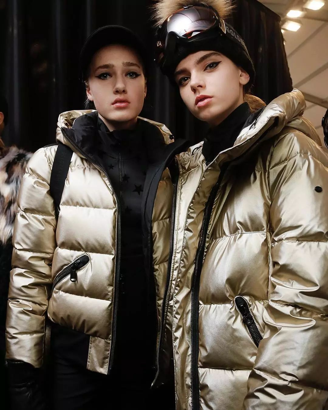 2024款最好看的滑雪服,90年代复古滑雪服