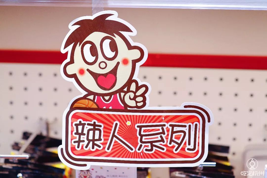 一个杯子100元,一个杯子100块钱