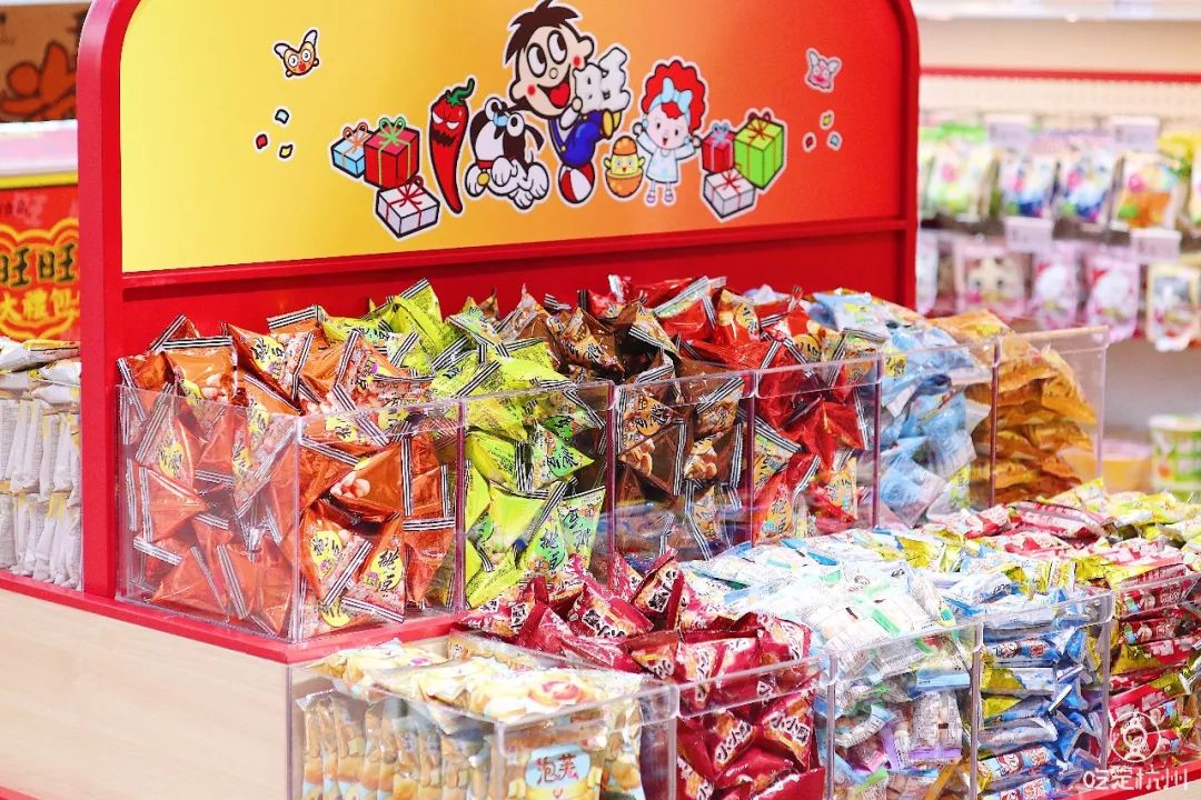 一个杯子100元,一个杯子100块钱