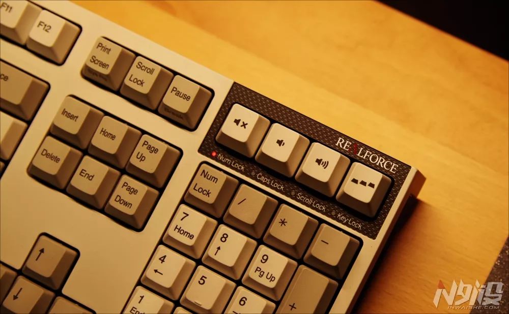 realforce燃风的pfu联名版,realforcepfu联名