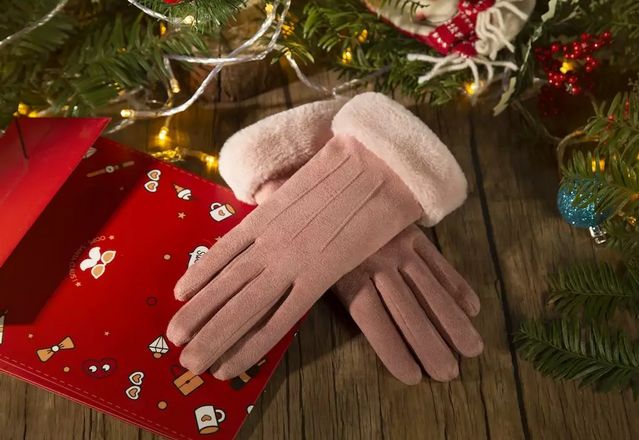 创意手套轻欧美风御寒,手套超御寒
