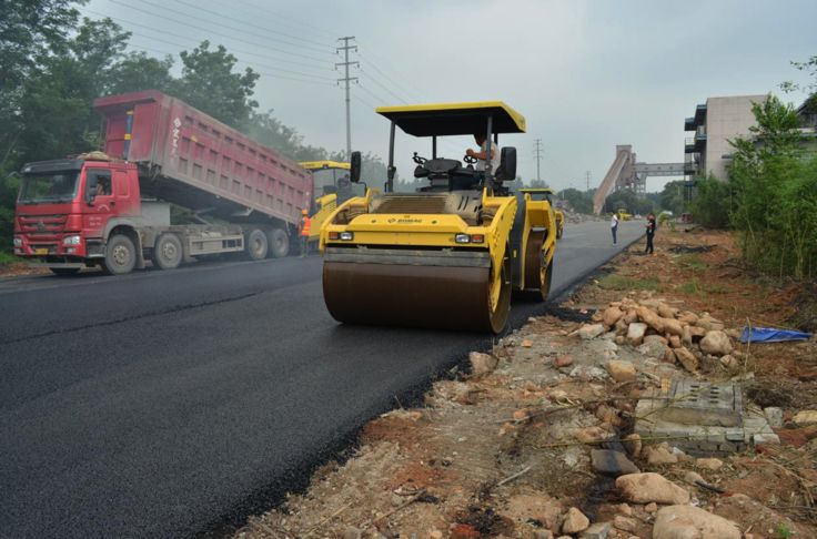 「用机」宝马格设备在秦皇岛F2赛道建设上大显身手