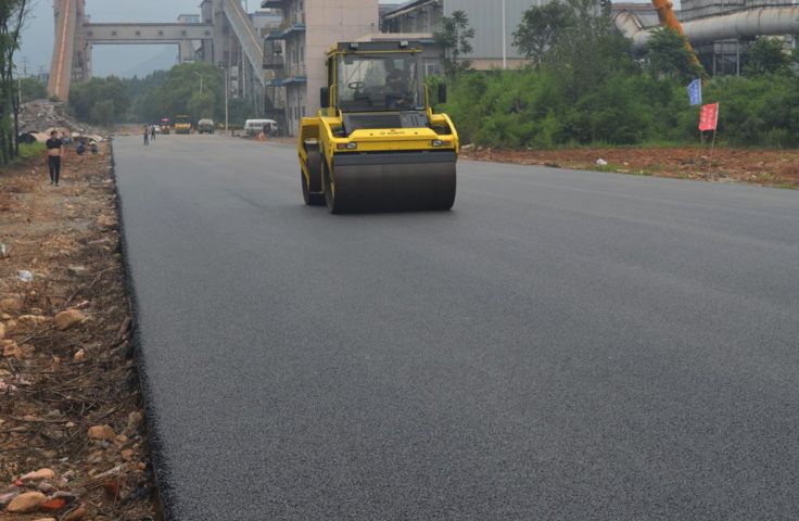 「用机」宝马格设备在秦皇岛F2赛道建设上大显身手