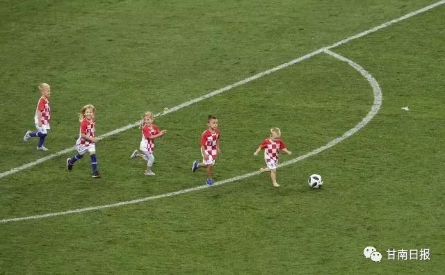 2020年度新华社照片,新华社2018年度图片精选