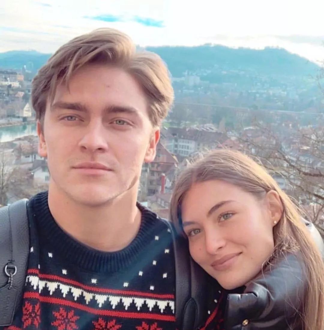 金卡戴珊近日出街,金卡戴珊东京街拍