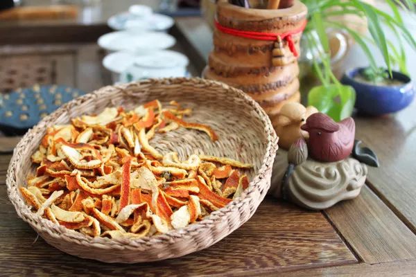 肿瘤患者到底能吃不能吃？蜂王浆、雪蛤、西柚……乳腺癌患者不能吃的食物合辑（十三）