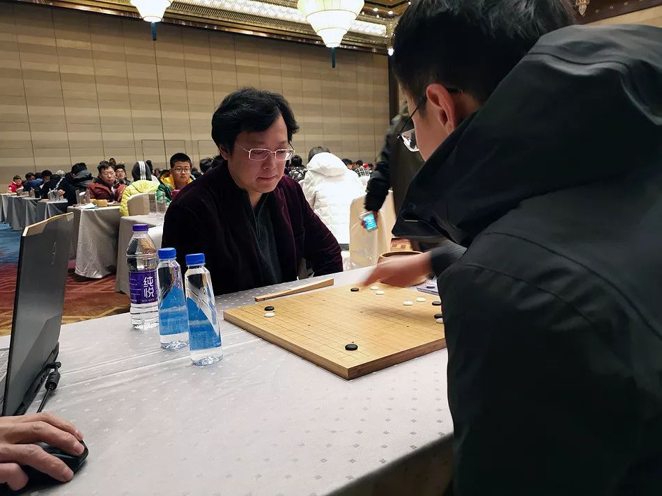 晚报杯王琛9连胜一骑绝尘AI时代远程复盘成主流