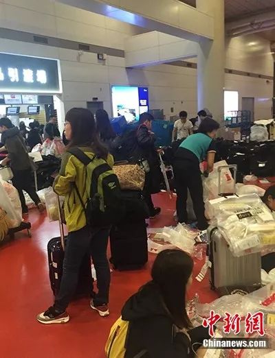 代购过年小零食,代购过年还会运输吗