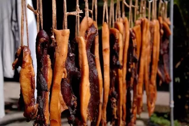 年味准备哪些香肠,年味灌腊肠