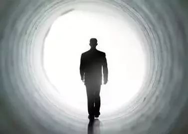 人死后会有前兆吗,人死后身体会发现什么变化