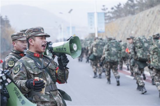 三个血泡的故事：打在脚上是泡挤出去的是安逸的“脓血”
