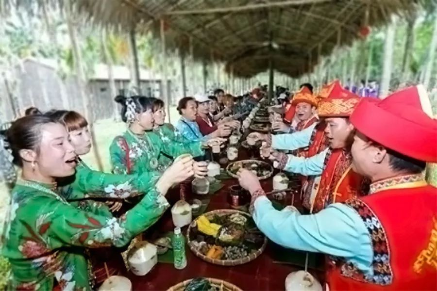 感受一下海南年味,黎族风味美食
