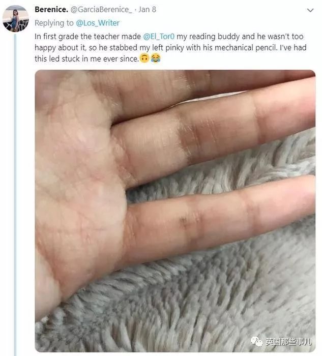 熊孩子拿铅笔扎同学,是不是每个中国小孩都被铅笔扎过