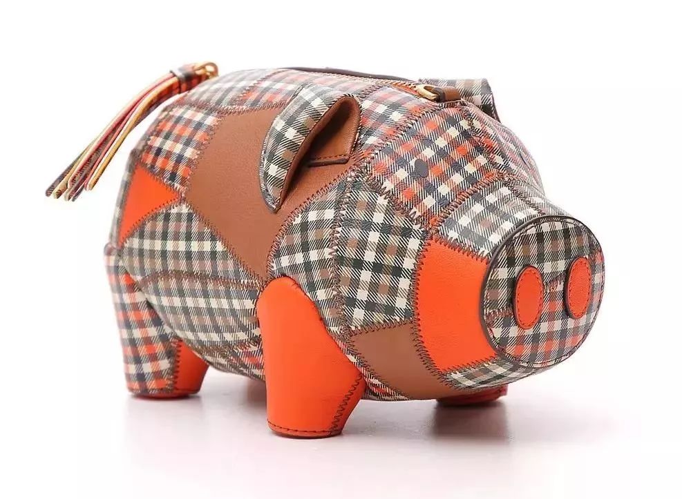 大牌们为了讨好中国消费者，竟然出了这么奇葩的生肖商品