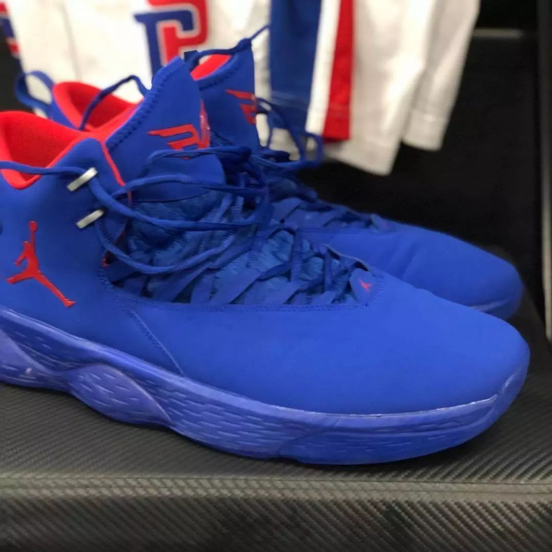 adidas历年新年限定鞋,今日球鞋上脚nba欧文