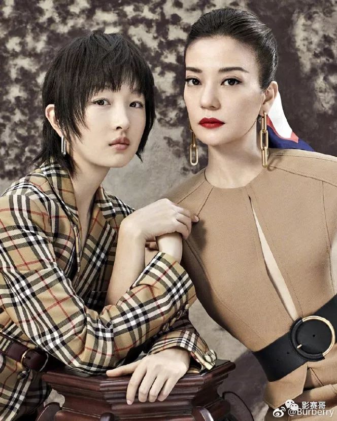 这位国际级摄影师，你是不是对全家福有什么误解？