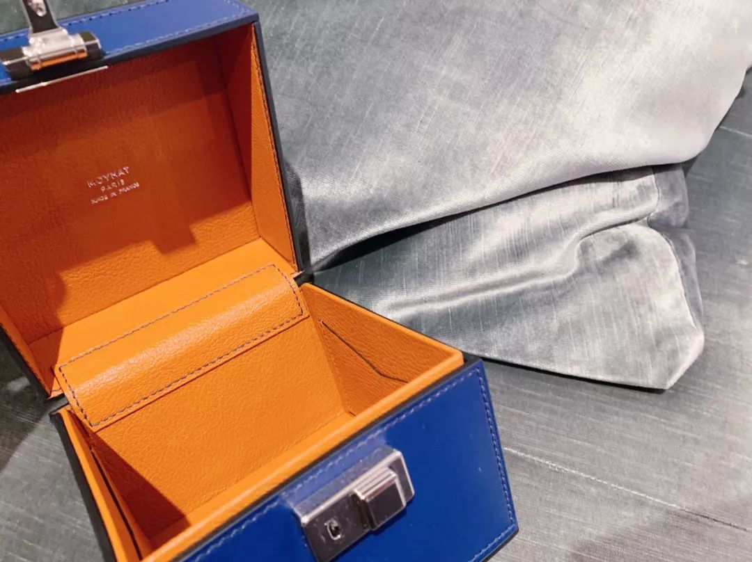 适合工薪阶层背的包,不同收入的仙女都适合背什么包