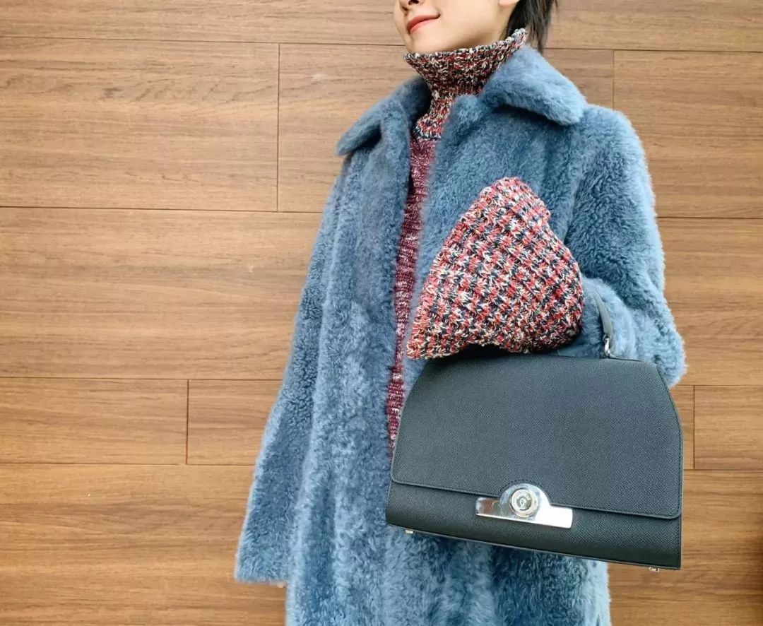 适合工薪阶层背的包,不同收入的仙女都适合背什么包