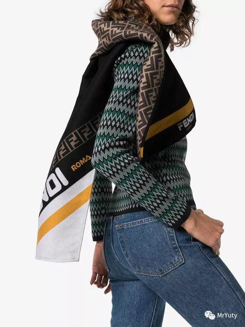 保暖抗风还能凹造型，今年这件单品可能是有毒！