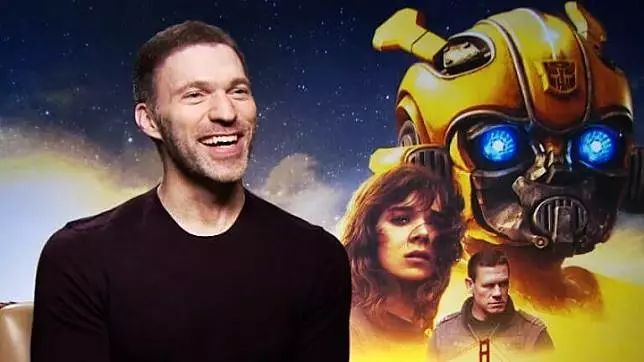 拍不好《大黄蜂》就回家继承2000亿家产！“美国王思聪”的逆天人生，比电影更精彩……