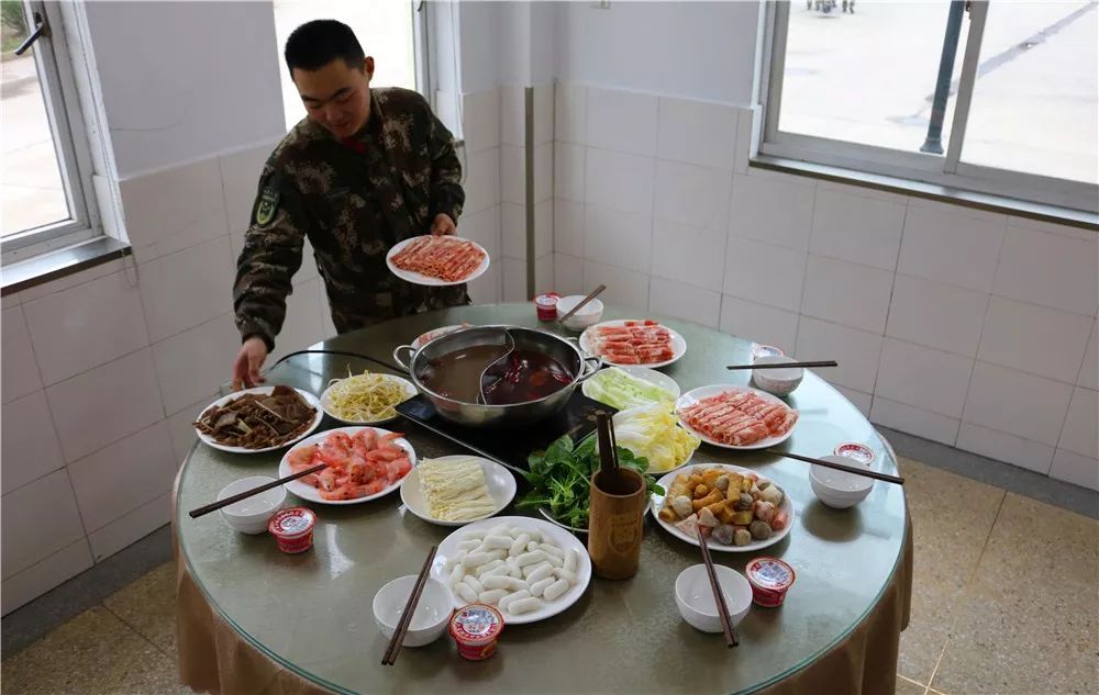 鍏竴闈掓槬鏂归樀鏂板叺,鍏竴闈掓槬鏂归樀鏂板叺鎺堟灙