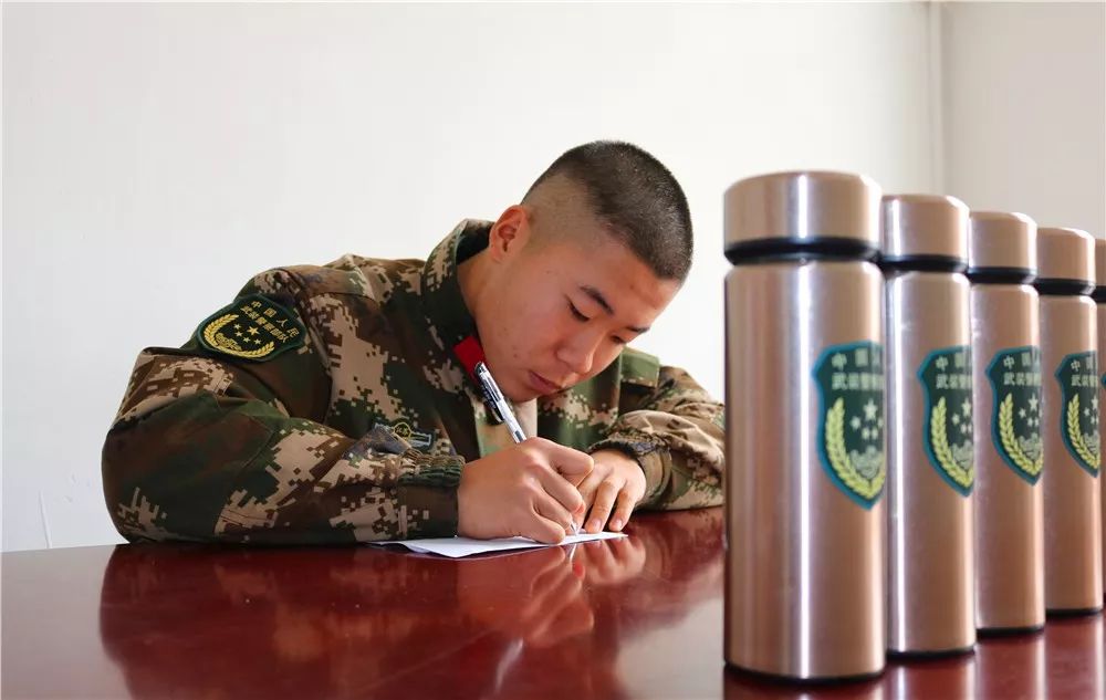 鍏竴闈掓槬鏂归樀鏂板叺,鍏竴闈掓槬鏂归樀鏂板叺鎺堟灙