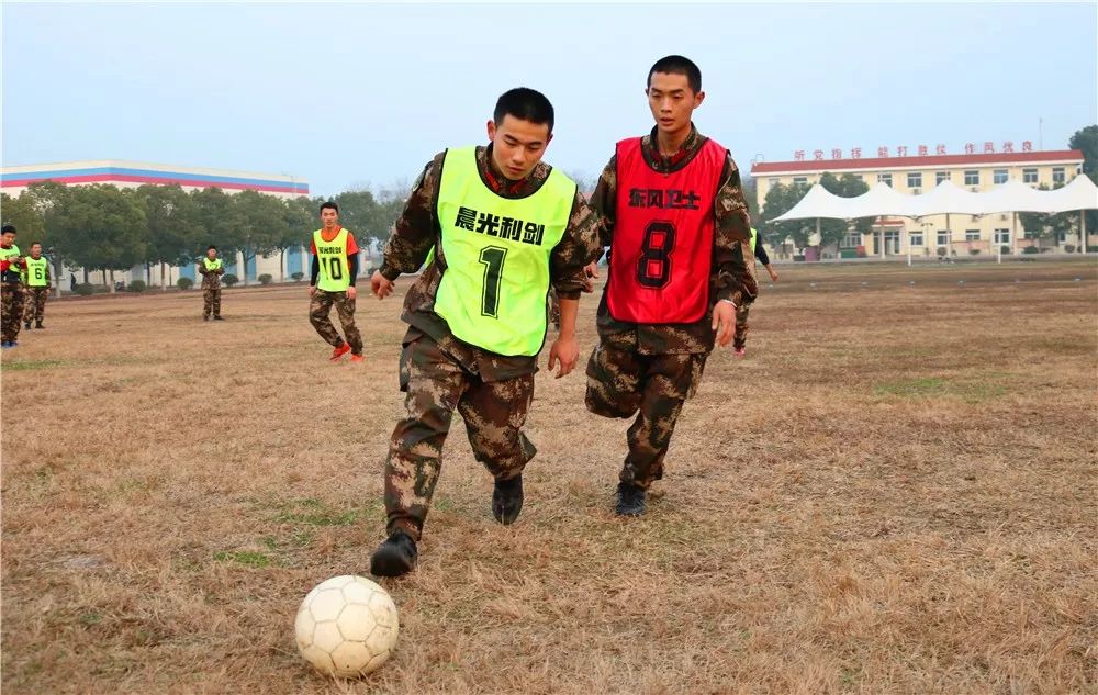 鍏竴闈掓槬鏂归樀鏂板叺,鍏竴闈掓槬鏂归樀鏂板叺鎺堟灙