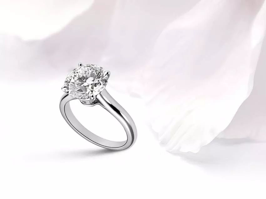 一克拉的dr钻戒大概多少钱,好的一克拉钻戒多少钱