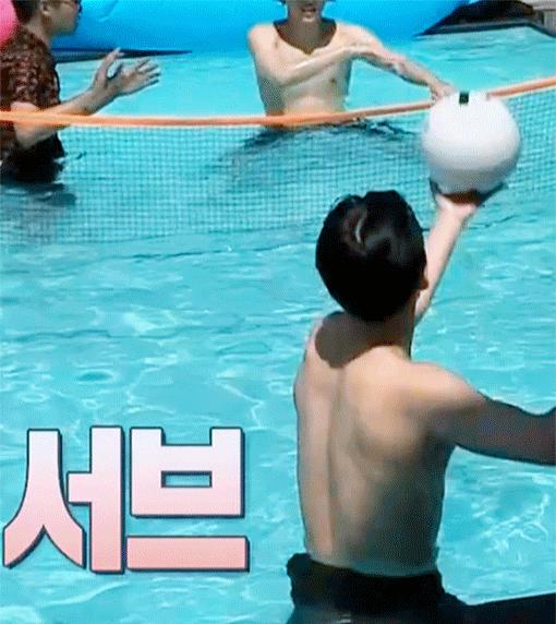 「EXO」「分享」190119被运动之神眷顾的男人——金珉锡就没有他不会的运动