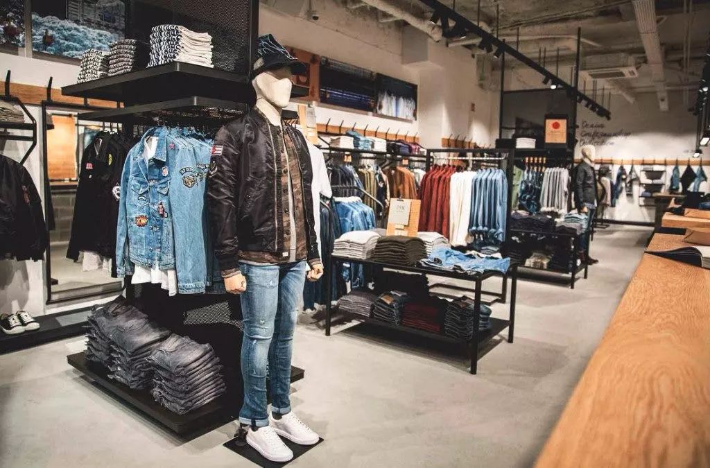 兄弟，你穿过杰克琼斯么？