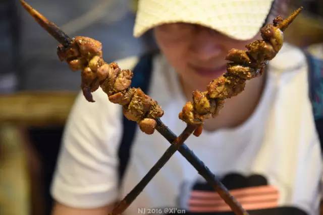 西安吃肉夹馍哪里最便宜,西安肉夹馍成都