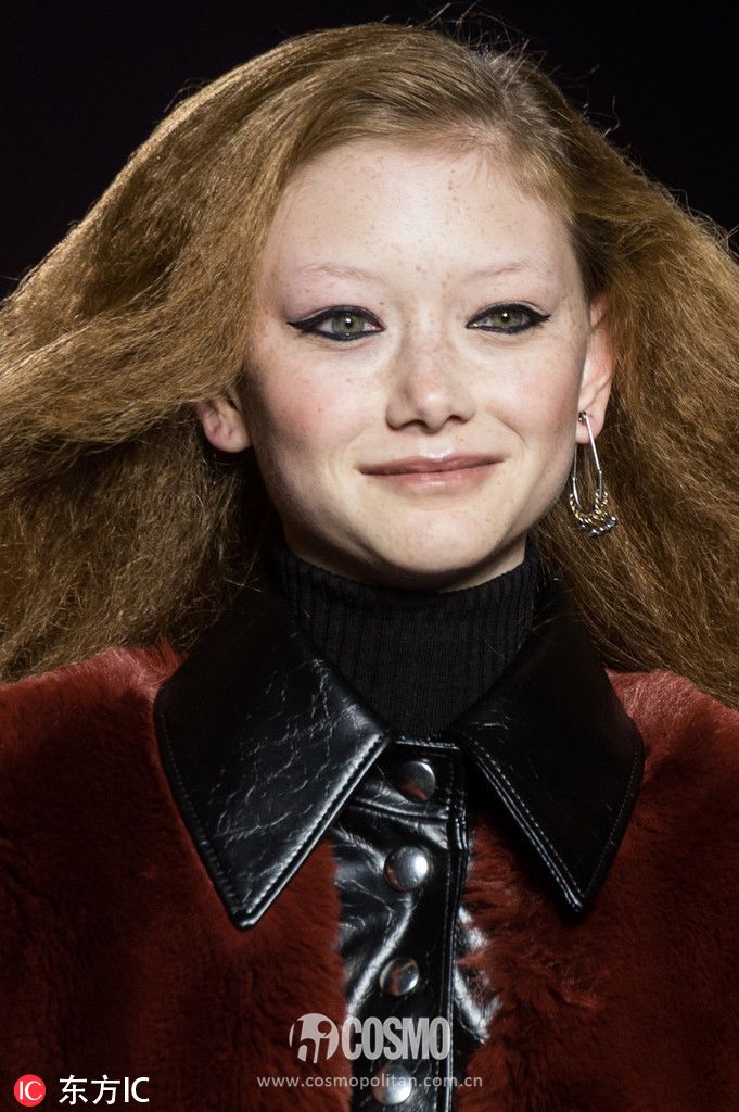 欧阳娜娜配饰,欧阳娜娜的配饰