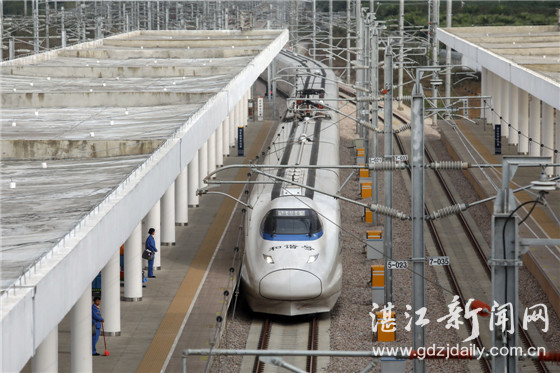 春运首日回家完整视频,春运首日下一站回家