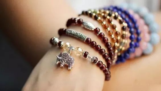 珠宝配饰区别,珠宝与首饰的关系