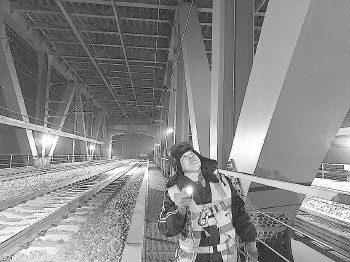 蜘蛛人高空作业临河,蜘蛛人高空作业采访