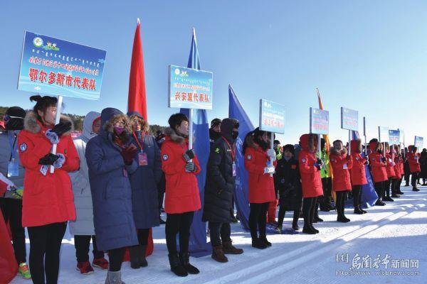 加快体育产业发展,加快体育产业发展促进体育消费