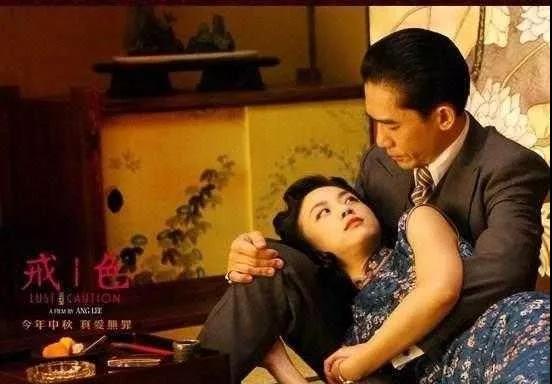 吴谨言被吓哭,皓镧传吴谨言被蝎子咬是哪一集