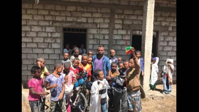 三年骑行六万公里世界很大嘉兴快递小哥想去看看