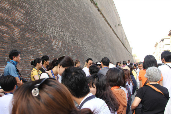 横跨亚欧大陆六大帝国,横穿梵蒂冈