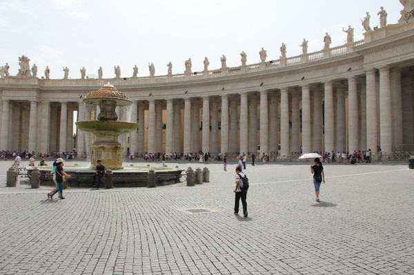 横跨亚欧大陆六大帝国,横穿梵蒂冈