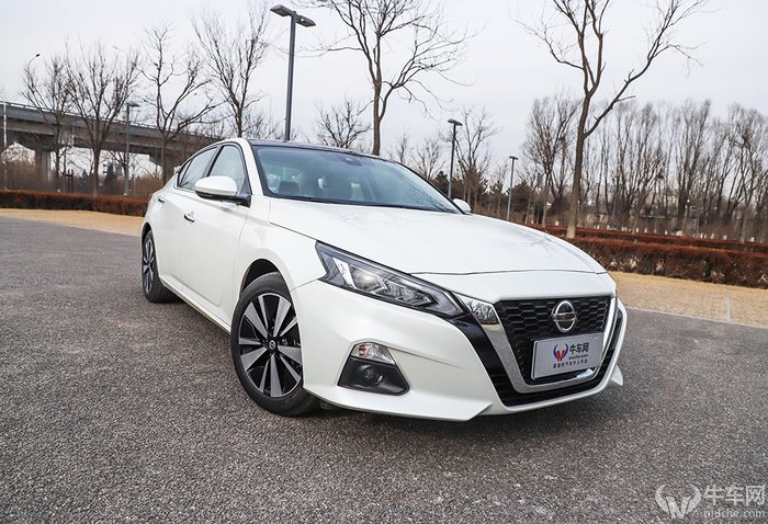 天籁2024款2.0自吸悦享版试驾,新款天籁2024款2.0自吸试驾