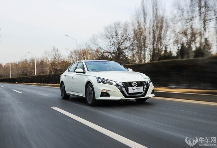 天籁2024款2.0自吸悦享版试驾,新款天籁2024款2.0自吸试驾