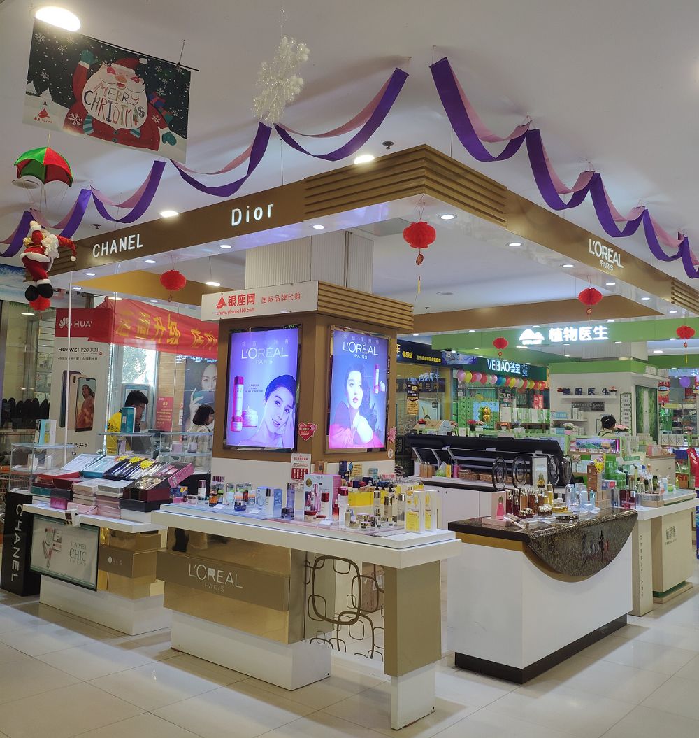 同样是县城购物中心，月销2万和100万的专柜，差距在哪？